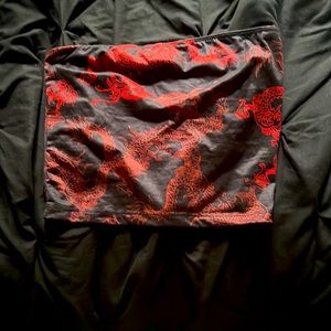 SHEIN Dragon Print Crop Top